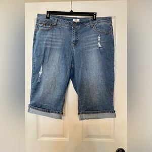 Women’s Cato Denim Cropped Jeans Size 20W